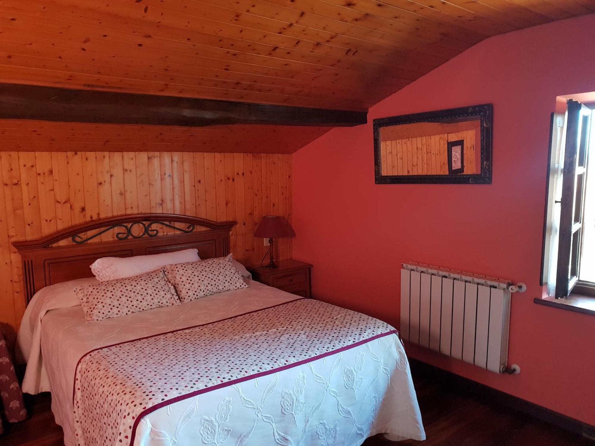 Turismo Rural El Piensu Villaviciosa  Quarto foto